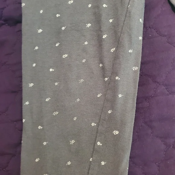 H&M Gray Kids Casual Bottoms with White Dots - Picture 3 of 4